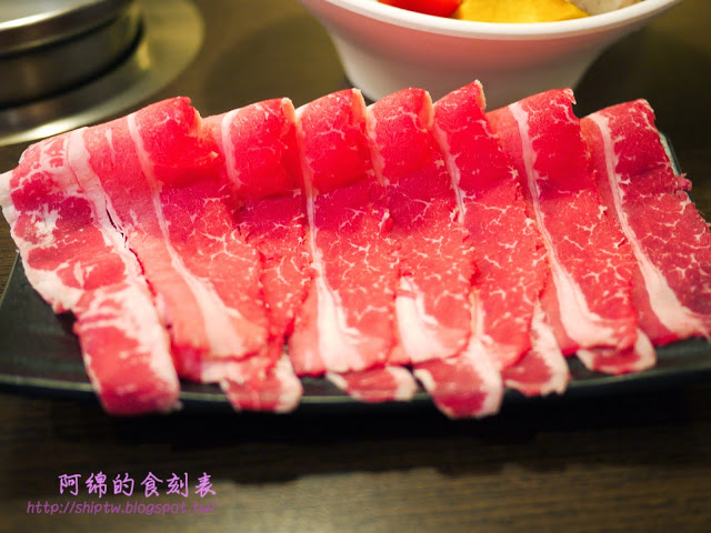 桃園市桃園區 [有樂日式涮涮鍋] 煙燻豬肉還不錯