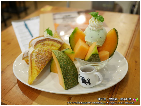 美食推薦:一起到《鯊魚咬土司》張大嘴大飽口福