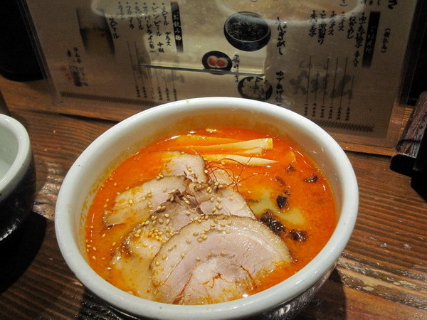 新宿 山頭火拉麵