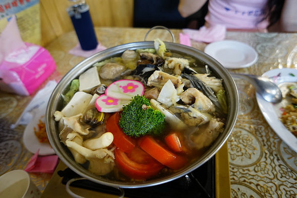 沙里仙鱘龍魚餐廳