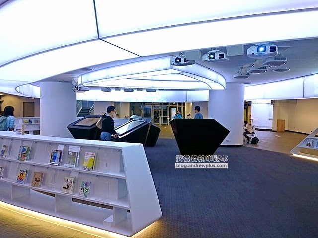 新北市圖書館新總館 - 簡約新穎又具未來感的圖書館,24小時開放,挑燈夜戰的用功者有福囉~