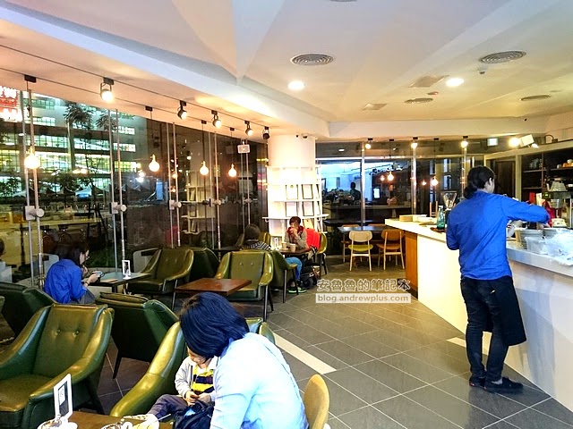 新北市圖書館新總館 - 簡約新穎又具未來感的圖書館,24小時開放,挑燈夜戰的用功者有福囉~