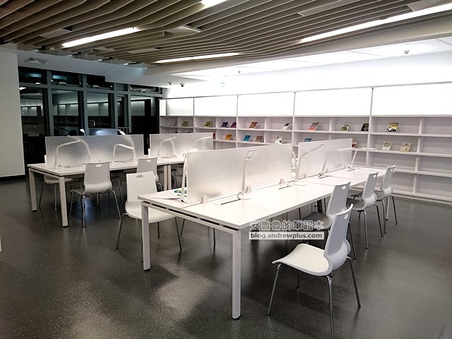 新北市圖書館新總館 - 簡約新穎又具未來感的圖書館,24小時開放,挑燈夜戰的用功者有福囉~