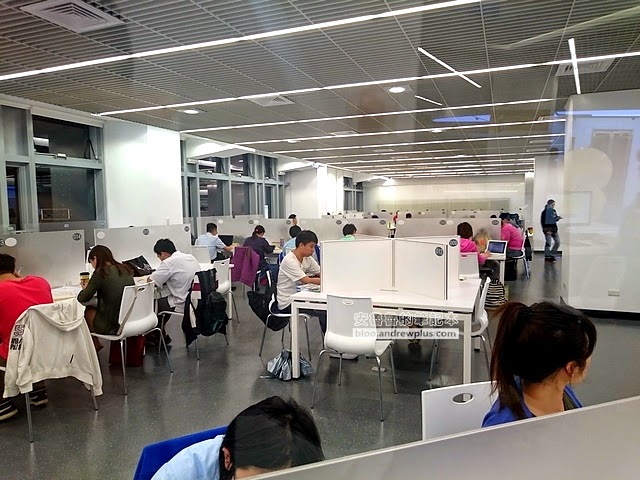 新北市圖書館新總館 - 簡約新穎又具未來感的圖書館,24小時開放,挑燈夜戰的用功者有福囉~