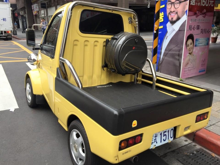 不知名的車，請教！