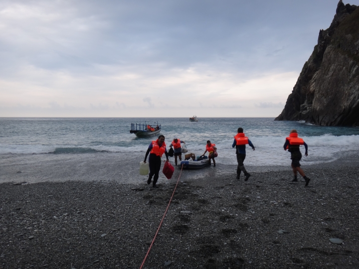 2014高山湖泊海灘婚紗之旅(5/14新增拍攝幕後花絮)
