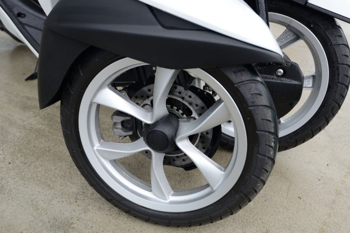 YAMAHA TRICITY 125 靜態外觀照
