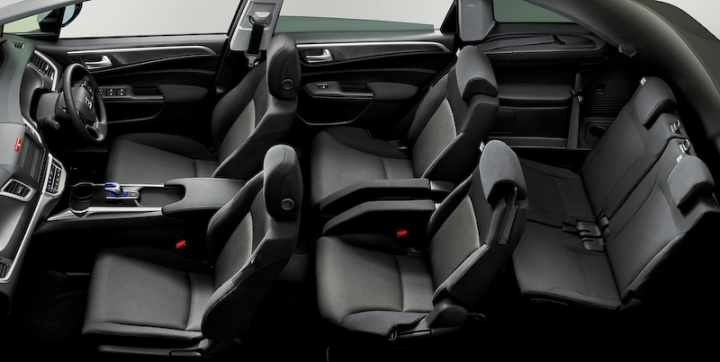 Honda 日規Jade 五月新增RS車型