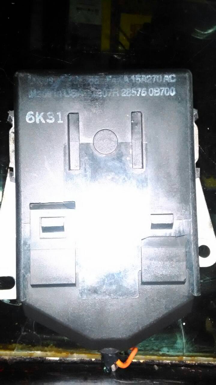 Nissan Quest 3.0  97年車款零件詢問