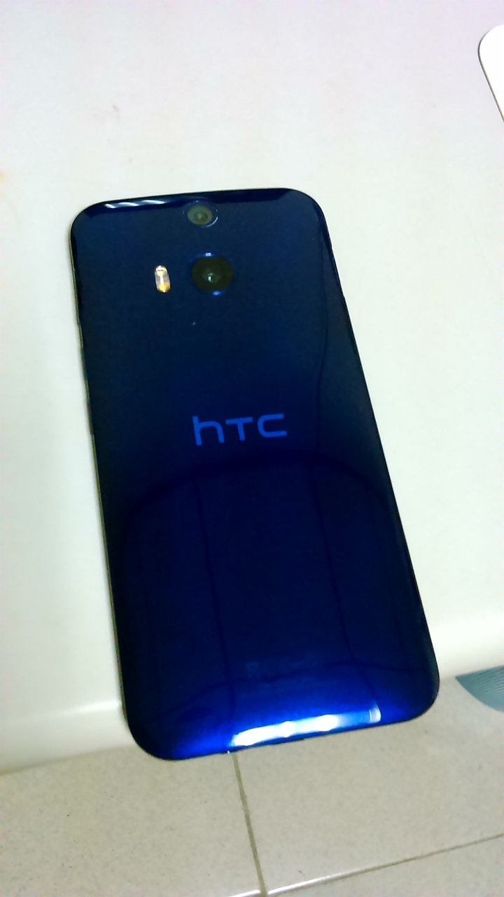 HTC butterfly 2之我的藍蝶~[開箱]