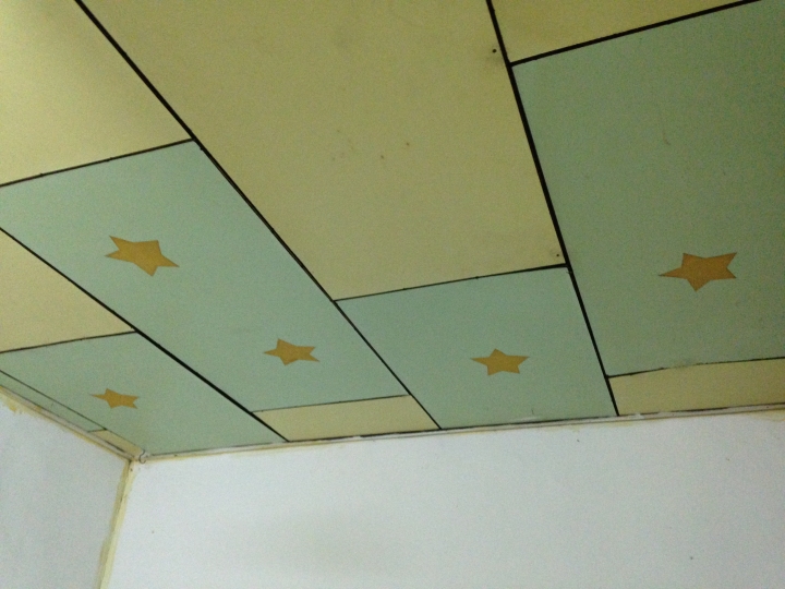 【DIY】翻修一間屋齡比自己還老的房屋《05/03更新》(現在打算全部整理好再分享！謝謝！)