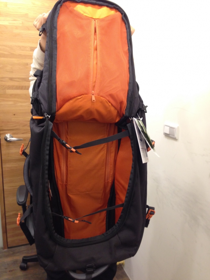 【Lowe alpine AT travel trekker 多功能萬用】開箱文