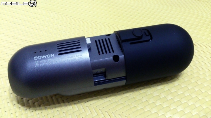 [開箱]Cowon AW2 小巧，前鏡+後鏡個別1080P!...