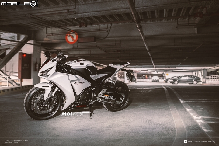 Honda CBR Fireblade pearl white 開箱分享
