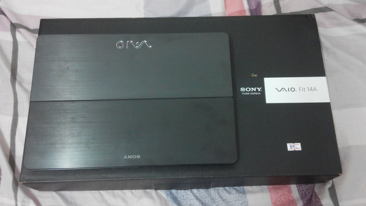 Sony Fit 14A簡單開箱
