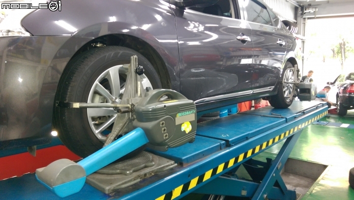 [分享] Nissan Super Sentra 改裝BC避震器 型式:BR TYPE (RS series) 不專業開箱