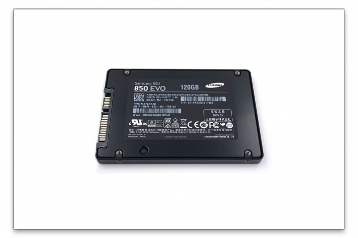 Intel NUC BOXD34010WYKH1 開箱+簡評 更新完畢
