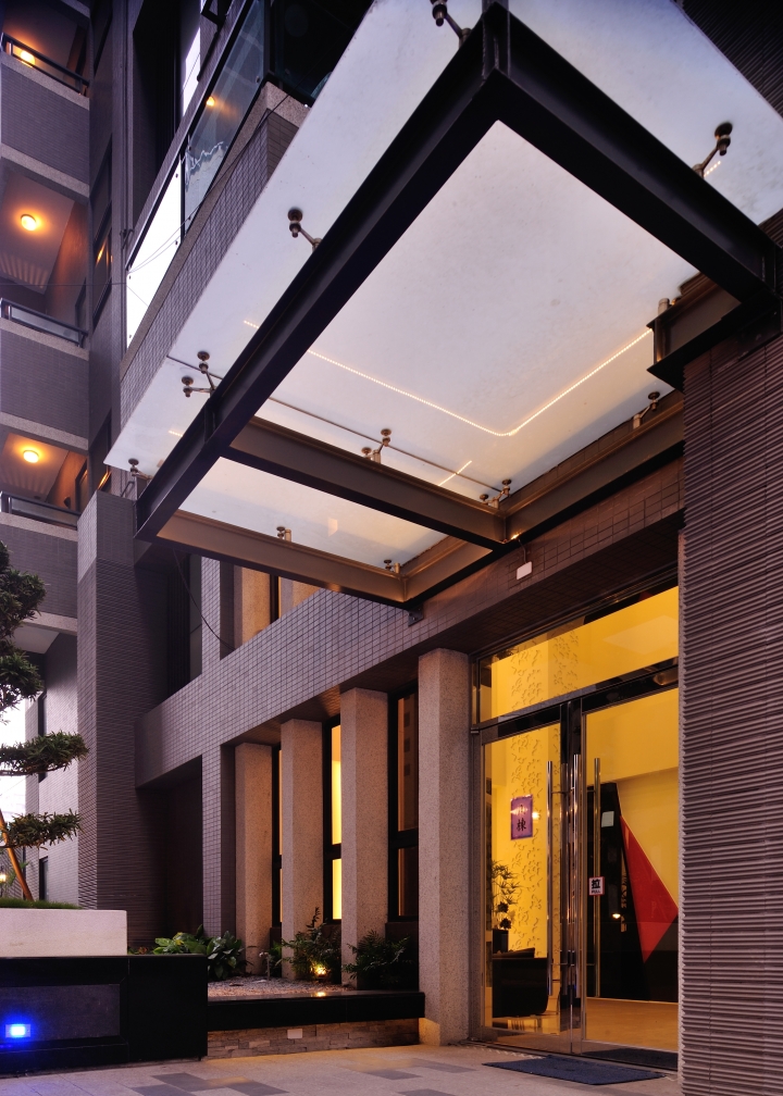 那些年，我們一起住進”棒共“的大樓-----台南安平的「寓見海」