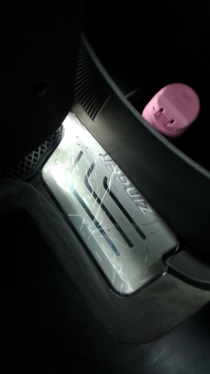 訂車啦~Zinger時尚藍豪華版菜單分享