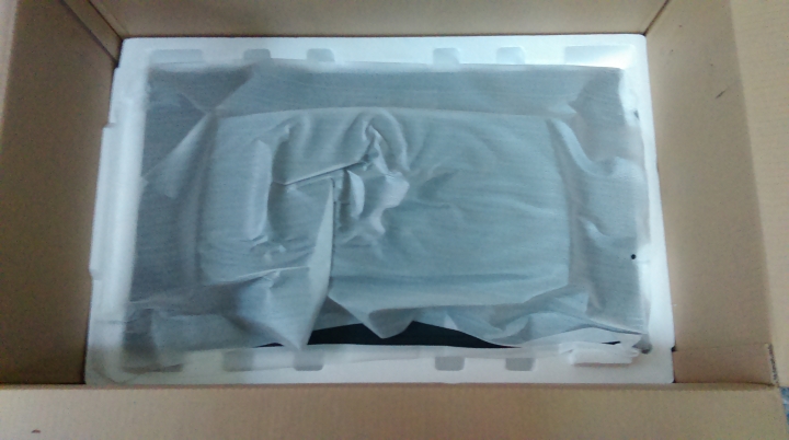 傷眼的ASUS PB328Q開箱文