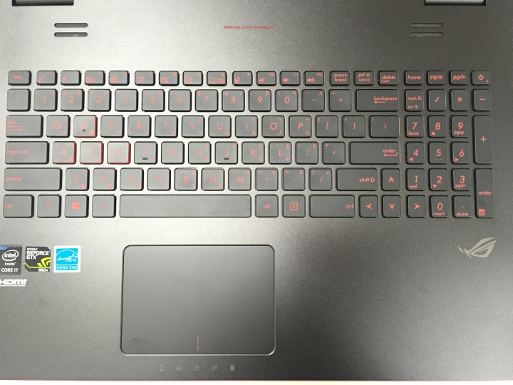 ASUS電競系列筆電17.3吋 G771JW 開箱分享