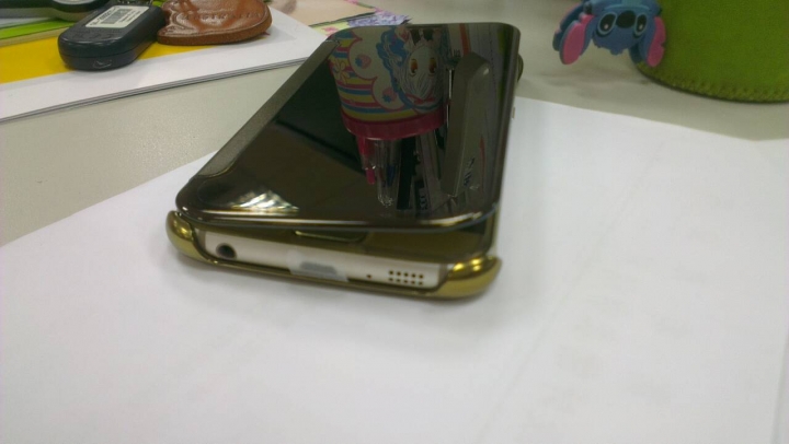 S6原廠殼 蓋不起來是正常的嗎?
