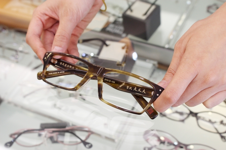 驚豔！角矢甚治郎作手工眼鏡 破天荒台灣府城【武聖大丈夫】150本限定版