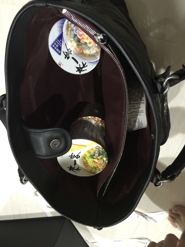 （開箱）香奈兒媽咪購物包！