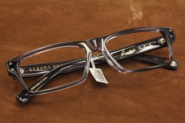 驚豔！角矢甚治郎作手工眼鏡 破天荒台灣府城【武聖大丈夫】150本限定版