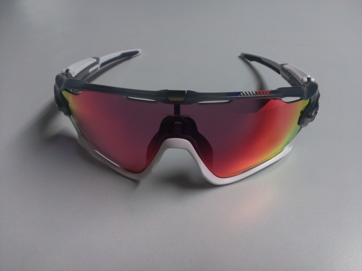 Oakley Jawbreaker 環法聯名款風鏡開箱文