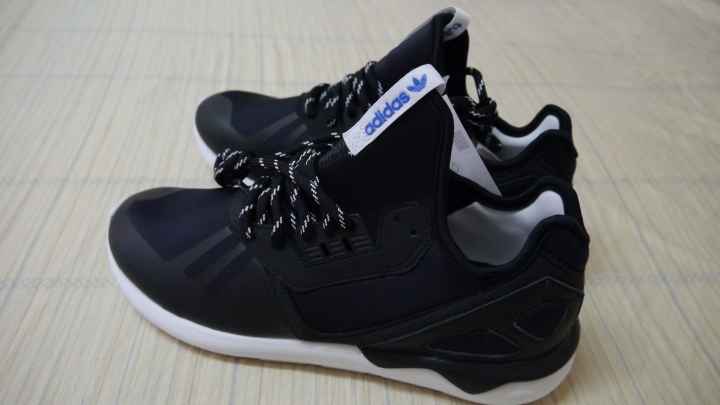 雙adidas簡易開箱