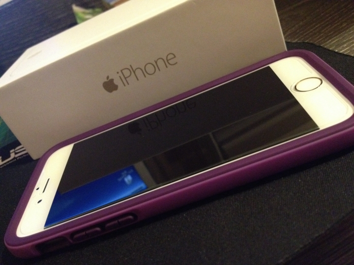 神腦免排隊，馬上續約i入手Phone 6!