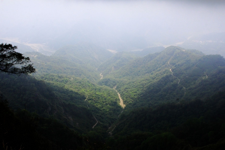 嘉南雲峰下豐山石盤谷單車O型環線