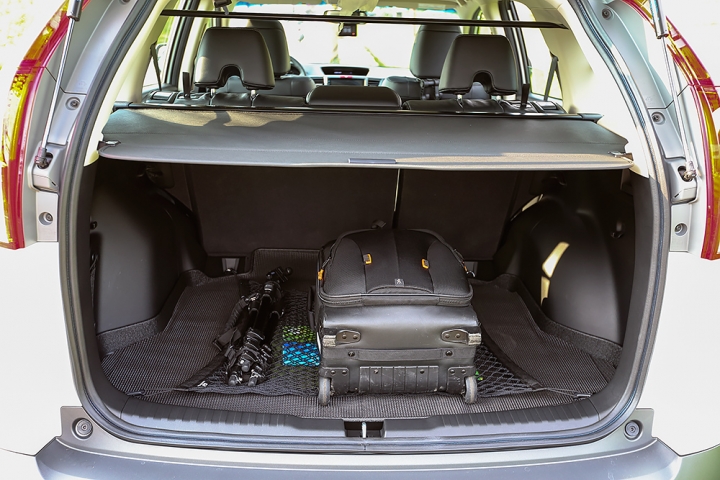 【簡單開箱】2015 HONDA CR-V 2.4VTi-S 開箱_新增1000km保養及油耗分享