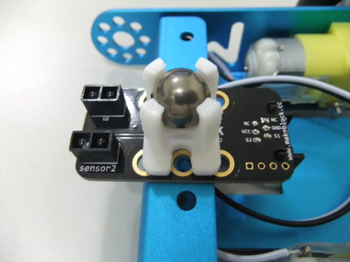 超萌的機器人 mBot 開箱及簡報介紹