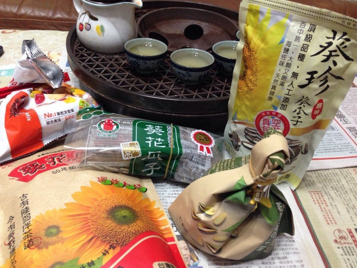 泡茶嗑瓜子大亂鬥之不負責任評比