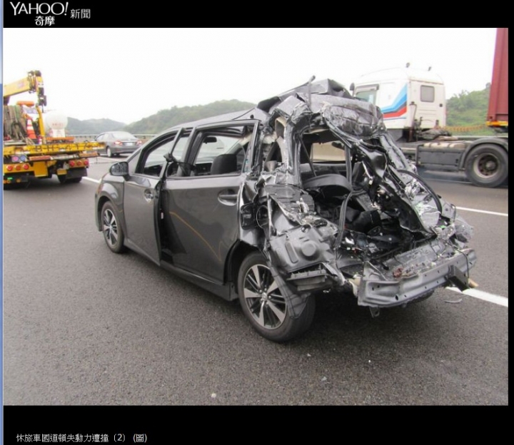 請問這台休旅車是甚麼車?