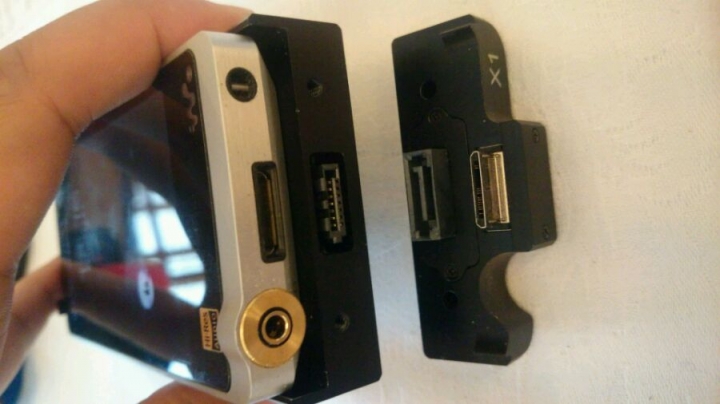ZX1出了新玩具 非SONY出產