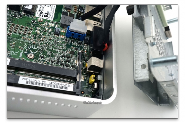 Intel NUC BOXD34010WYKH1 開箱+簡評 更新完畢