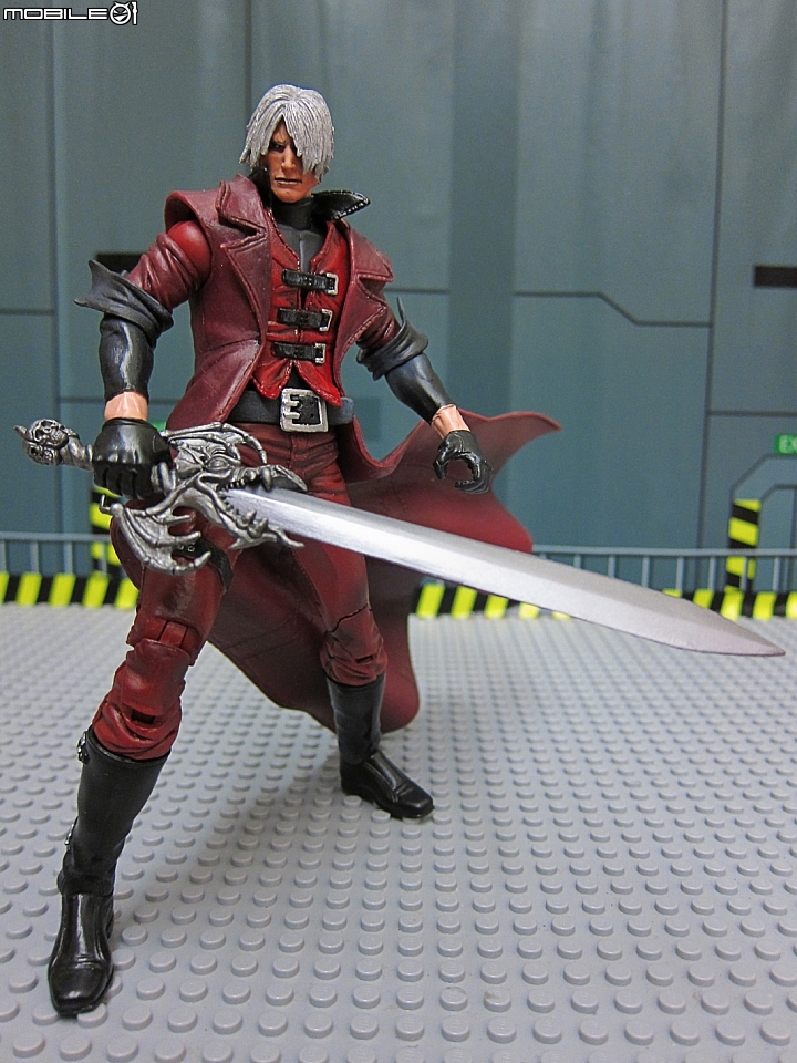 NECA《惡魔獵人》但丁不專業開箱文