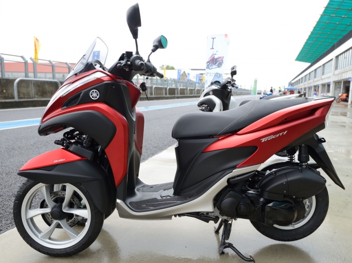 YAMAHA TRICITY 125 靜態外觀照
