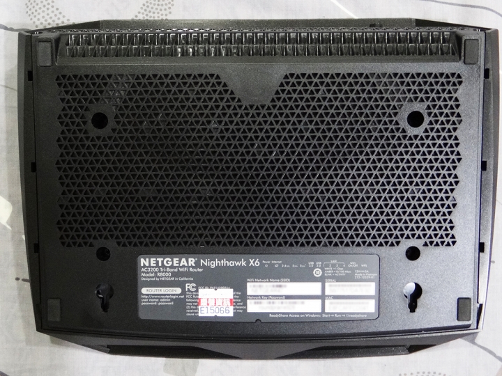 [music] NETGEAR Nighthawk X6 R8000 開箱