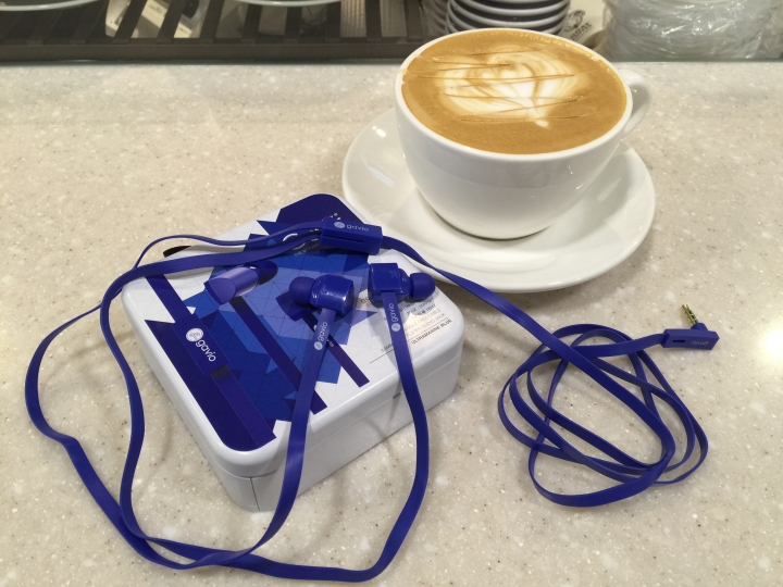 [開箱文]New gruuve Gazz耳機開箱