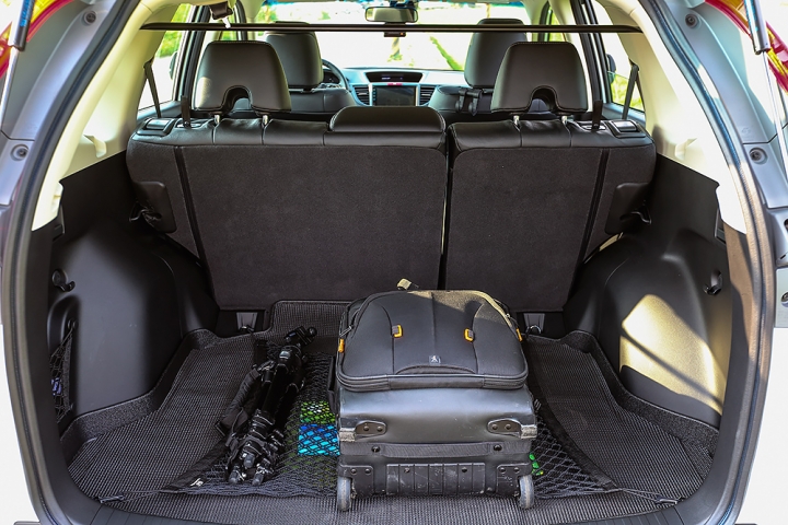 【簡單開箱】2015 HONDA CR-V 2.4VTi-S 開箱_新增1000km保養及油耗分享