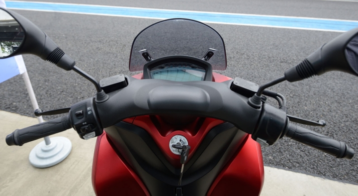 YAMAHA TRICITY 125 靜態外觀照