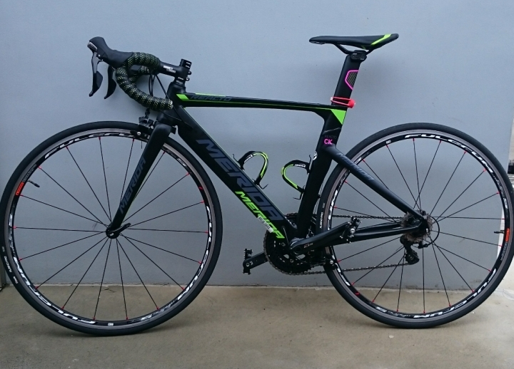 沒有箱子可開的開箱文-merida Reacto CK 銳克多 馮俊凱特仕車