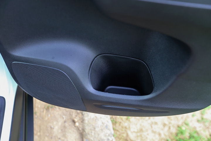 【簡單開箱】2015 HONDA CR-V 2.4VTi-S 開箱_新增1000km保養及油耗分享