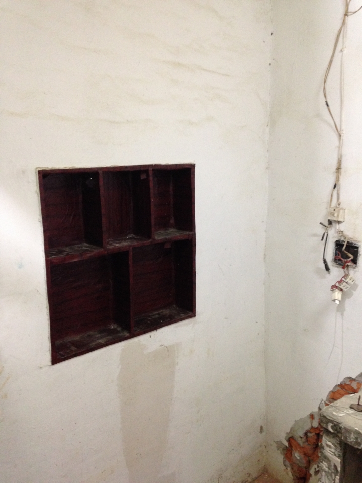 【DIY】翻修一間屋齡比自己還老的房屋《05/03更新》(現在打算全部整理好再分享！謝謝！)