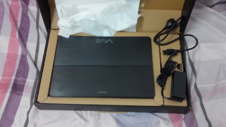 Sony Fit 14A簡單開箱