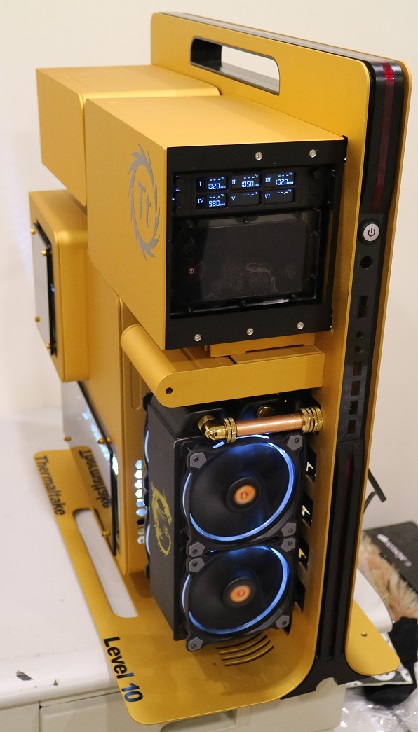 [MOD]Thermaltake - Level 10(黑金)